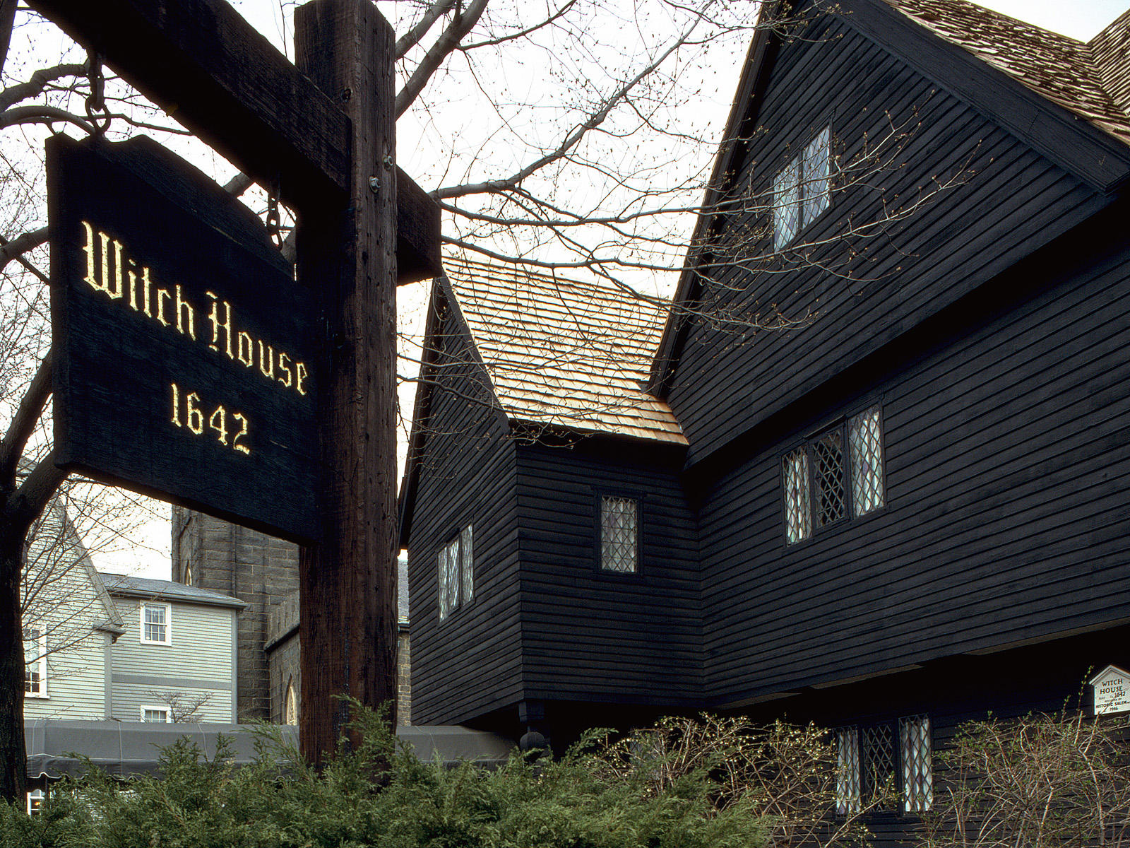 Halloween Fun Fact: Both Salem, Massachusetts, and Anoka, Minnesota, are the self-proclaimed Halloween capitals of the world.